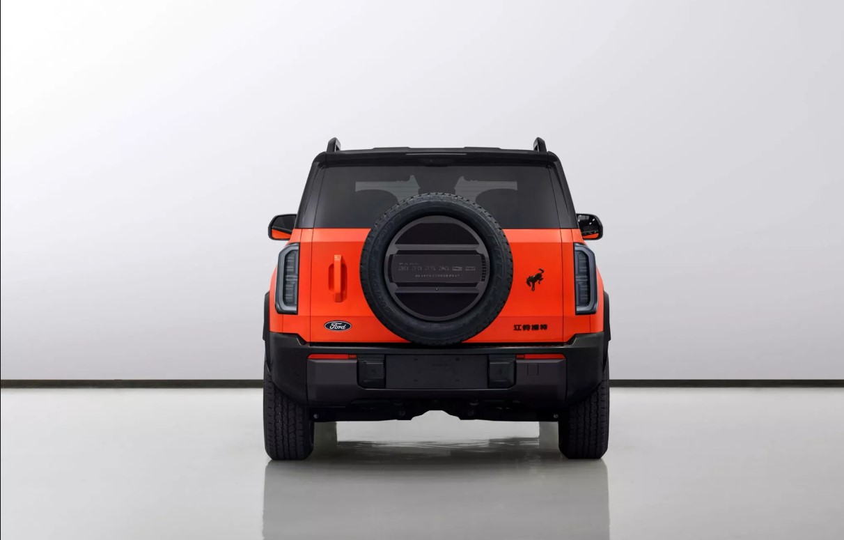 Електричний Ford Bronco Electric: перші фото та характеристики